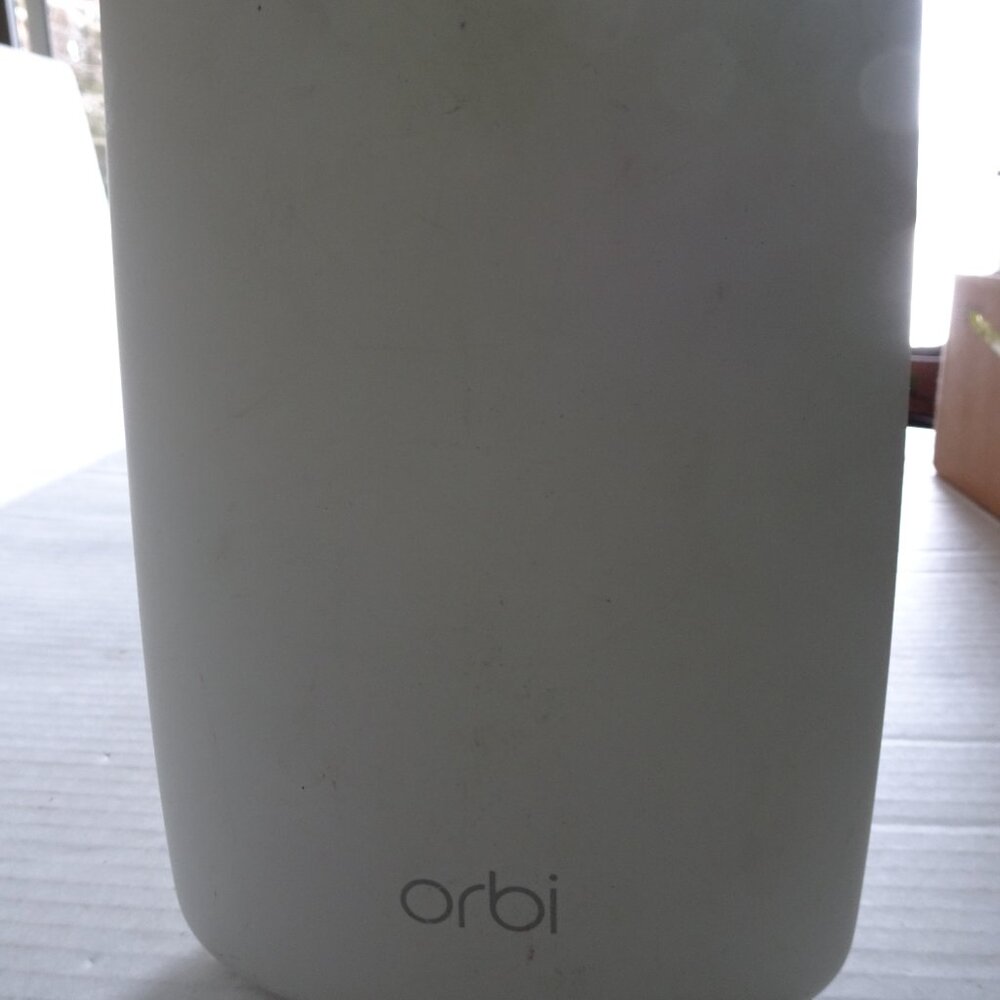 Orbi Netgear RBR50 Router and RBS50 Satellite x 2 Mesh WiFi - with power cords - Picture 11 of 14